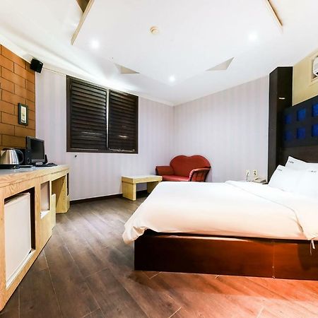 Hotel Rooky Daejeon Buitenkant foto