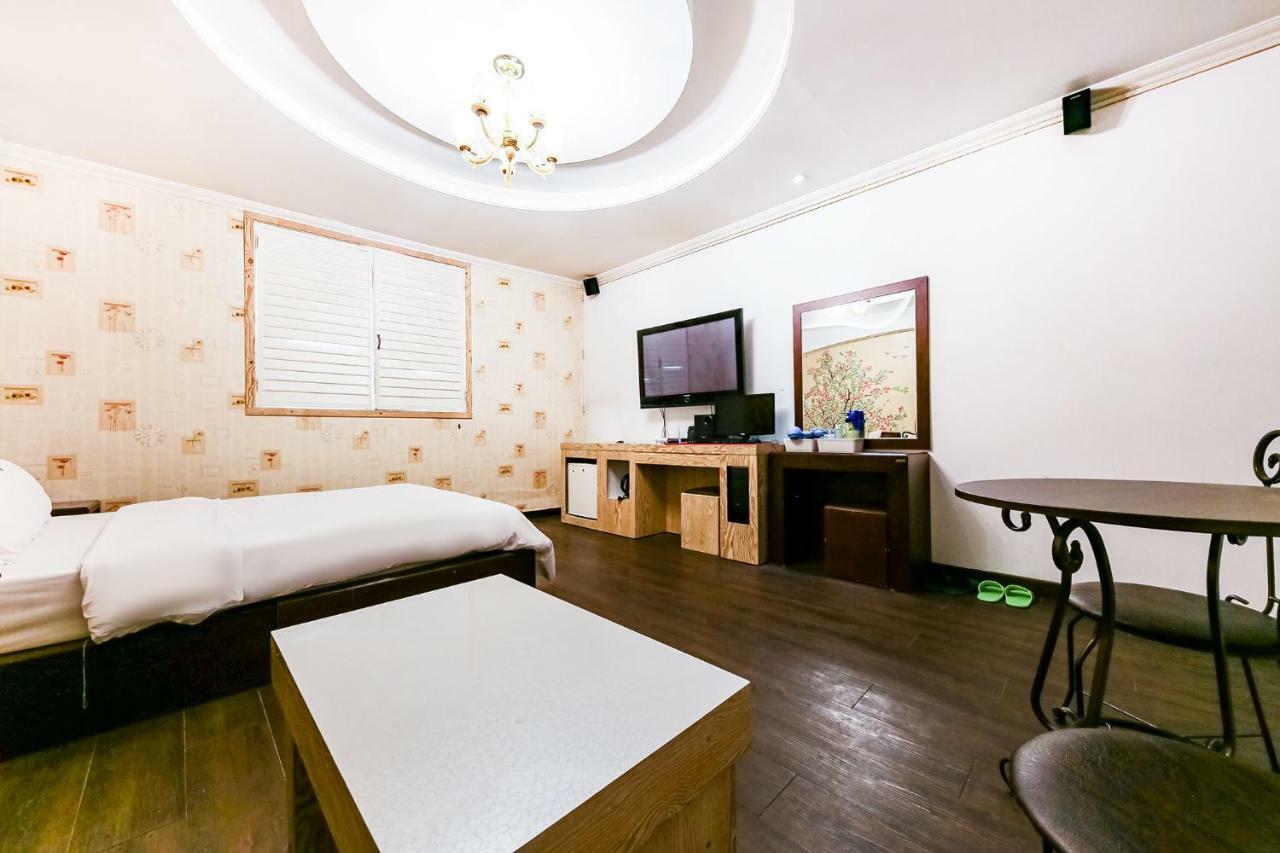 Hotel Rooky Daejeon Buitenkant foto