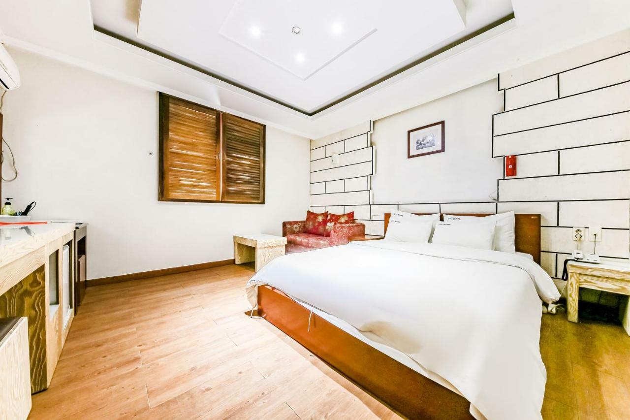 Hotel Rooky Daejeon Buitenkant foto